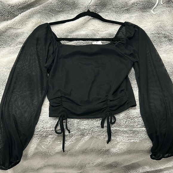 Black crop top with mesh sleeves. Size medium - Picture 2 of 2
